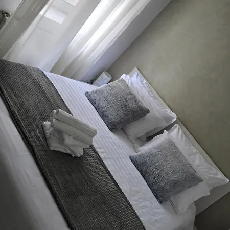Paradise Apartment